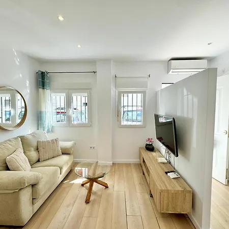 Cozy Ground Floor In The Heart Of - Eaw Homes *