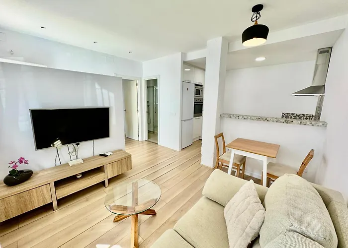 Cozy Ground Floor In The Heart Of - Eaw Homes Apartment *