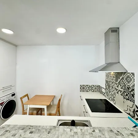 Cozy Ground Floor In The Heart Of - Eaw Homes Apartment