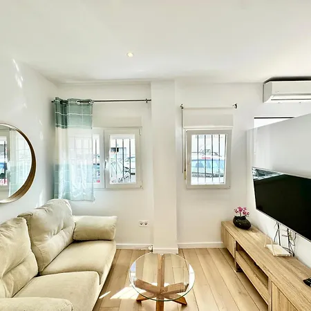 Cozy Ground Floor In The Heart Of - Eaw Homes Apartment *