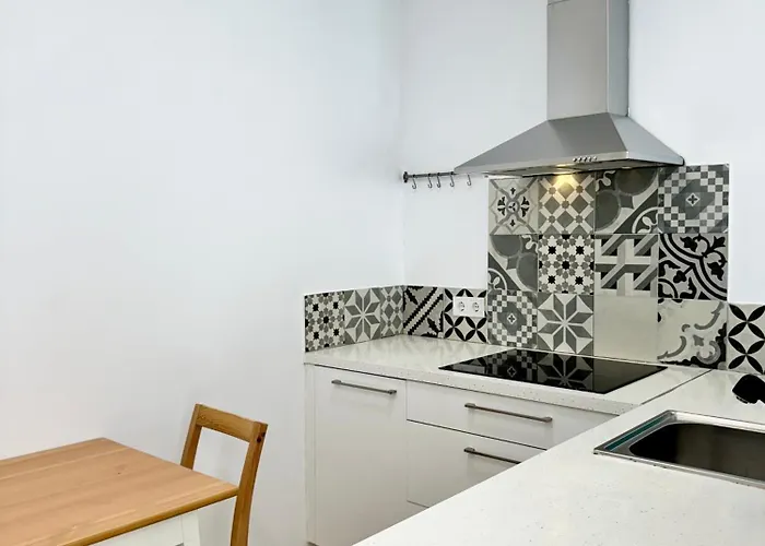 Cozy Ground Floor In The Heart Of - Eaw Homes Appartamento *