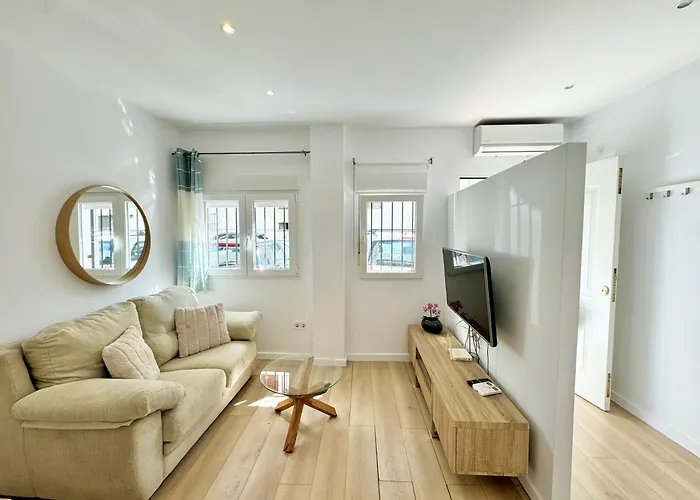 Cozy Ground Floor In The Heart Of - Eaw Homes *